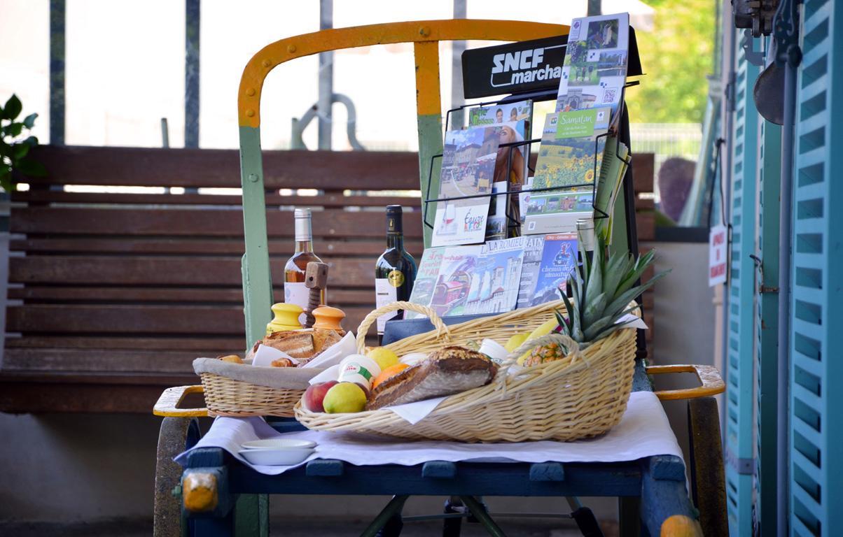 Couette-café Avenue De La Gare *