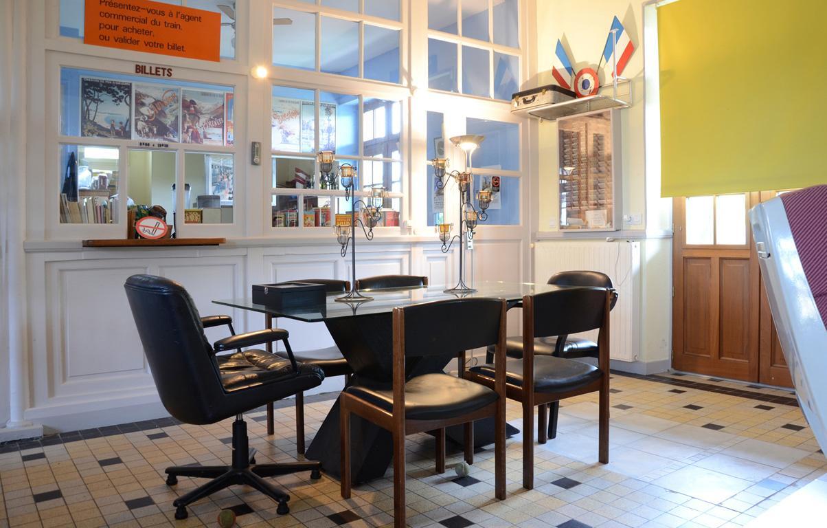 Avenue De La Gare Couette-café Riscle